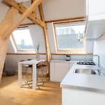 Hertogstraat D Modern 2p Apartment